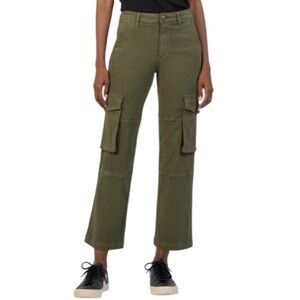KUT from the Kloth Pattie Mid Rise Straight Leg Cargo - Army Green NWT Size 12